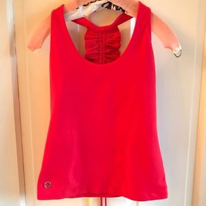 Blue Fish athletic Inspire Jaws top red size small
